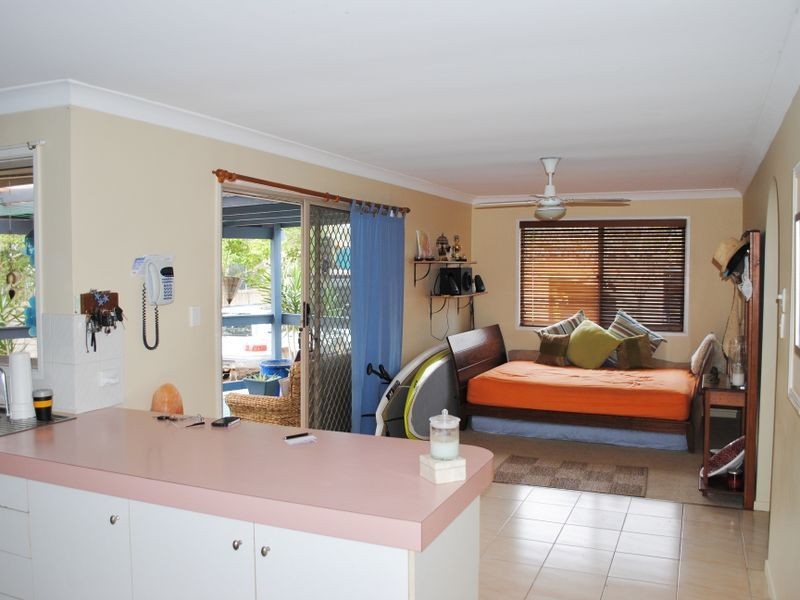 13 Poplar Avenue, Cabarita Beach NSW 2488