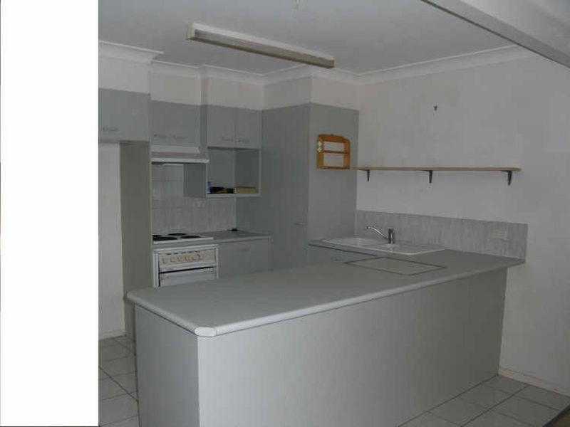 2 10 Hampton Court, Pottsville NSW 2489