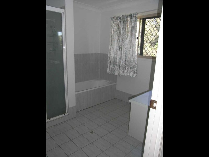 2 10 Hampton Court, Pottsville NSW 2489