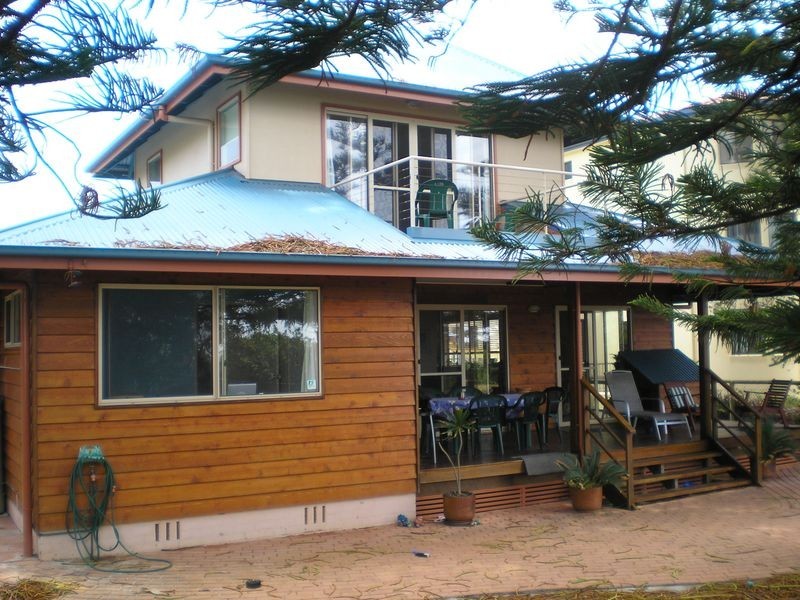 12 Coast Road, Hastings Point NSW 2489