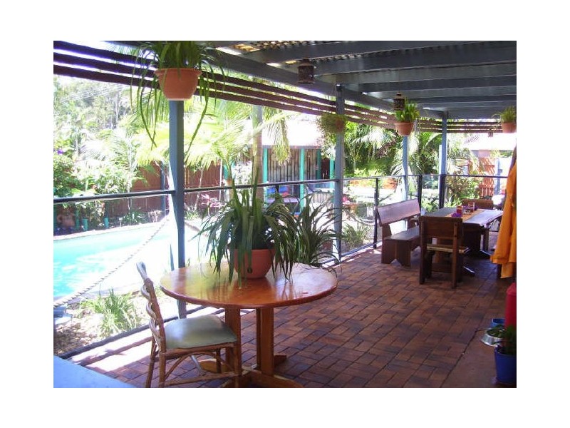 2 Poinciana Avenue, Cabarita Beach NSW 2488