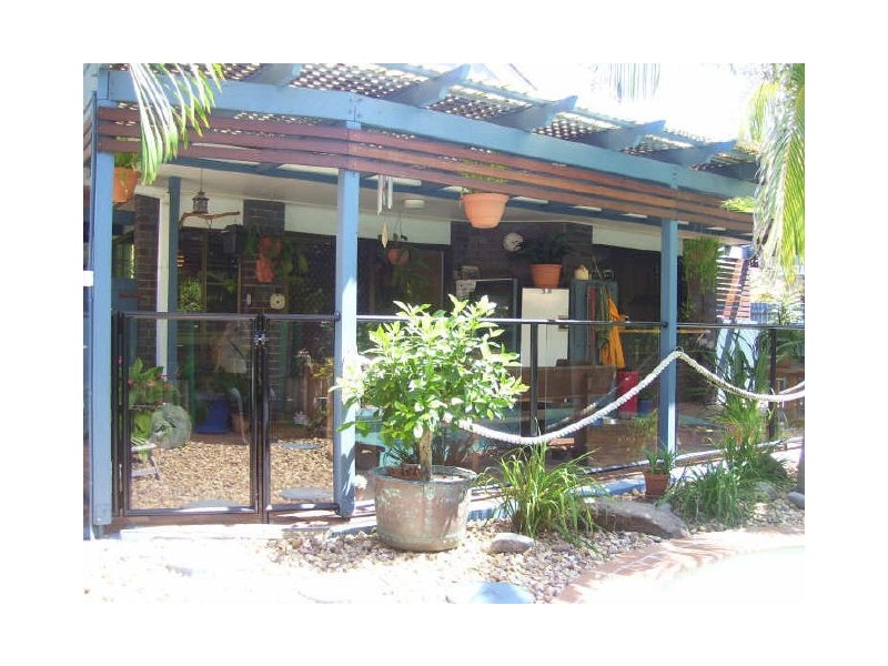 2 Poinciana Avenue, Cabarita Beach NSW 2488