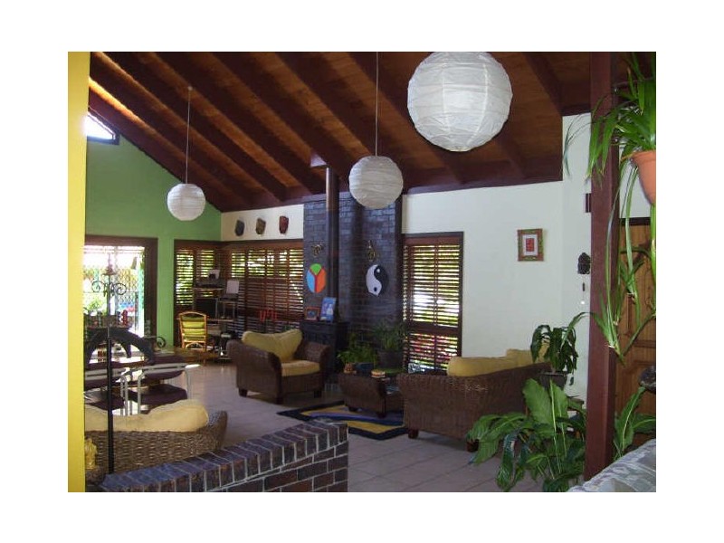 2 Poinciana Avenue, Cabarita Beach NSW 2488