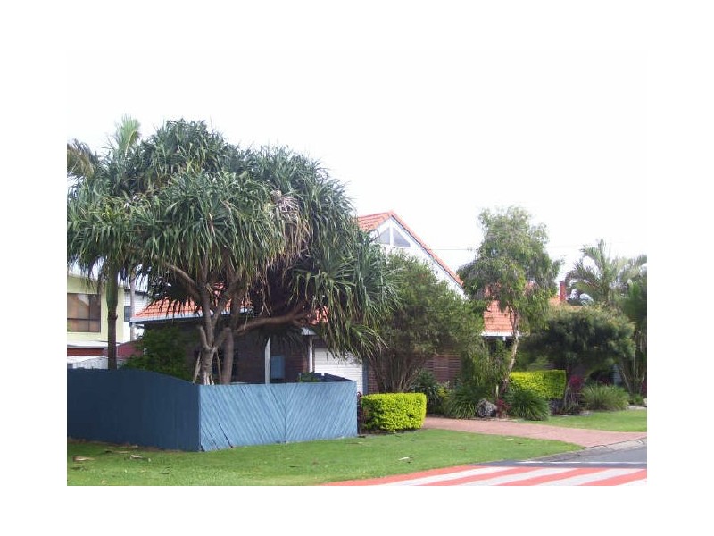 2 Poinciana Avenue, Cabarita Beach NSW 2488