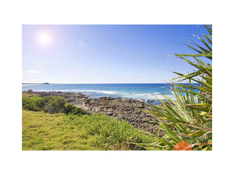 8 Tweed Coast Road, Hastings Point NSW 2489