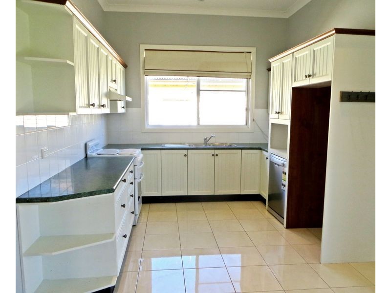 39 McAdam Street, Aberdeen NSW 2336