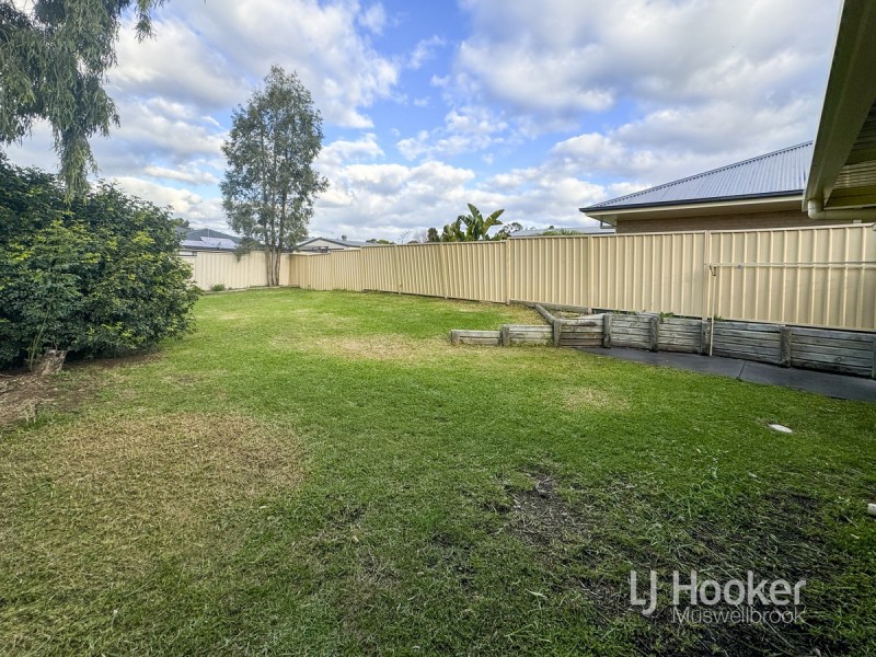 2/102 Osborn Avenue, Muswellbrook NSW 2333