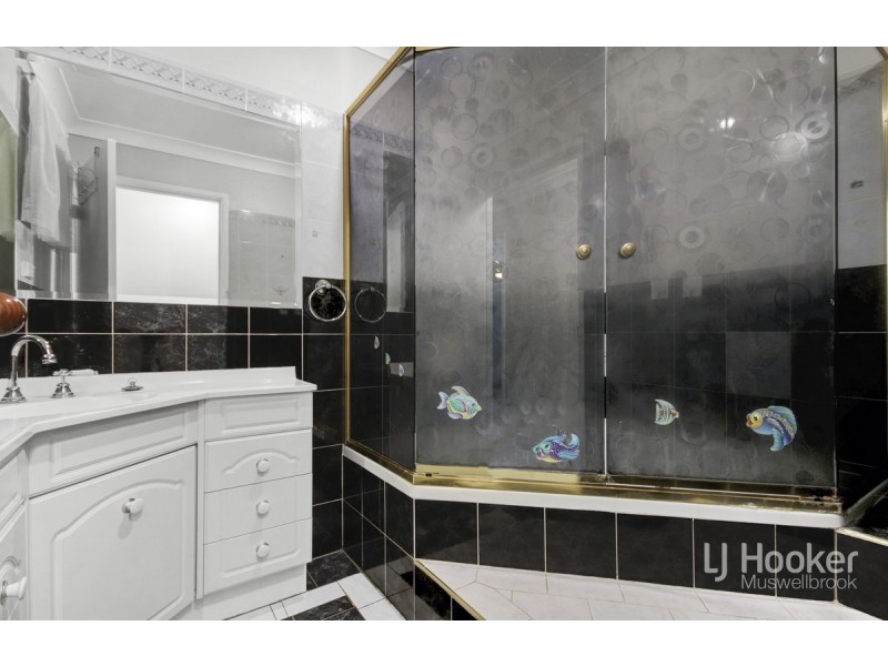 118 St Andrews Street, Aberdeen NSW 2336