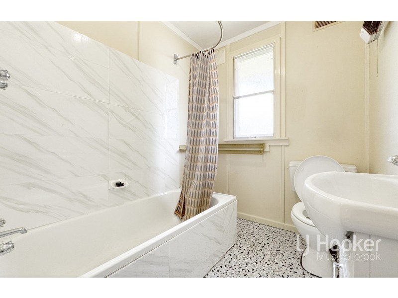 23 Tobruk Avenue, Muswellbrook NSW 2333