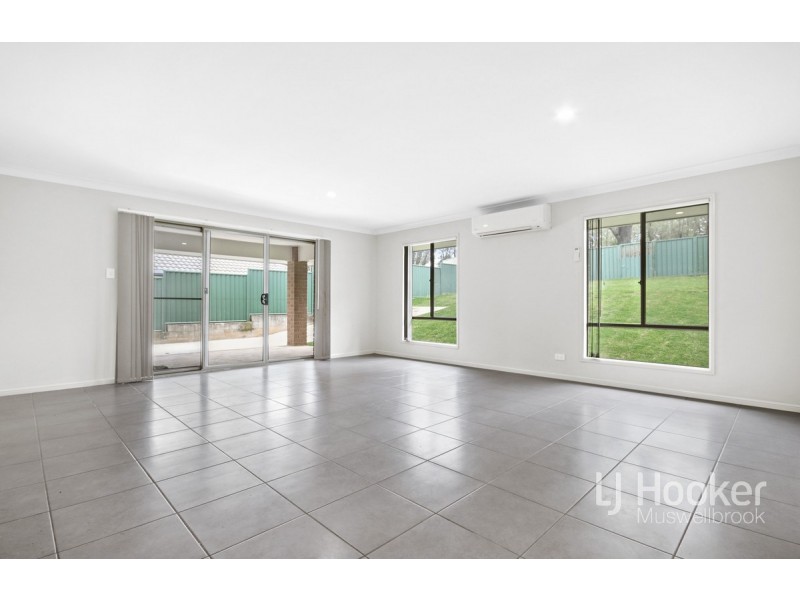 11 Bloodwood Road, Muswellbrook NSW 2333