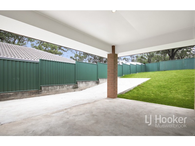 11 Bloodwood Road, Muswellbrook NSW 2333