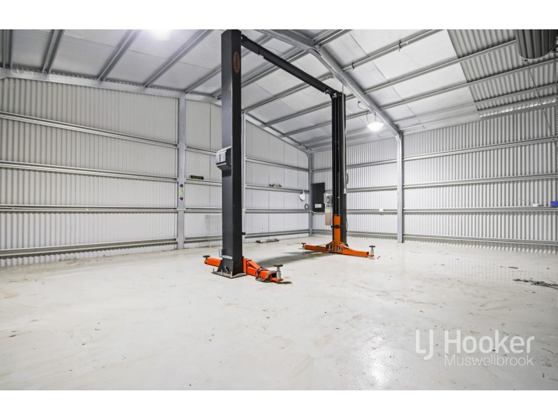 11 Bloodwood Road, Muswellbrook NSW 2333