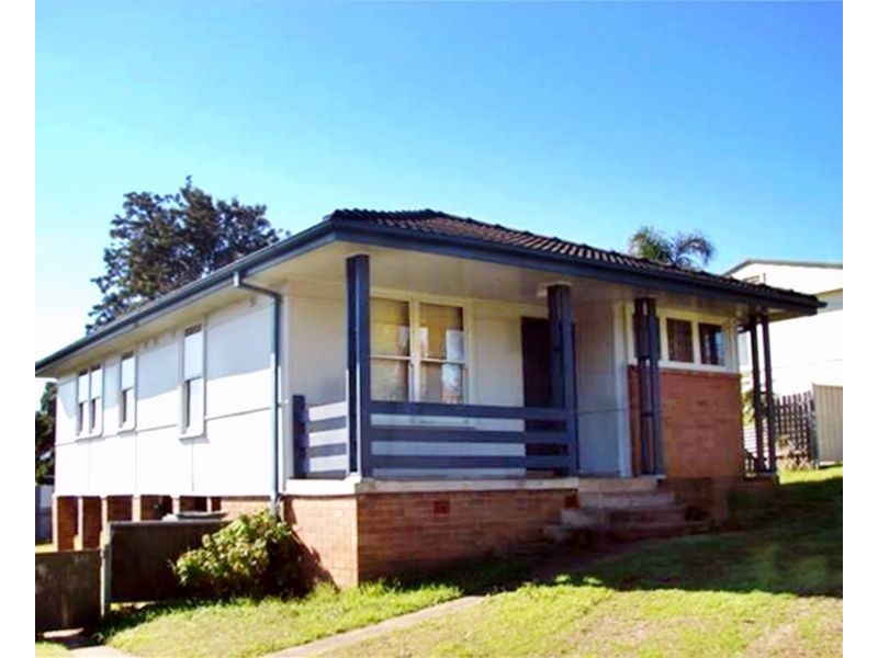 38 Anzac Parade, Muswellbrook NSW 2333