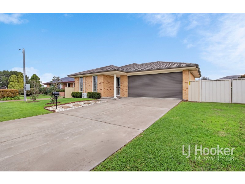 80 Paxton Street, Denman NSW 2328