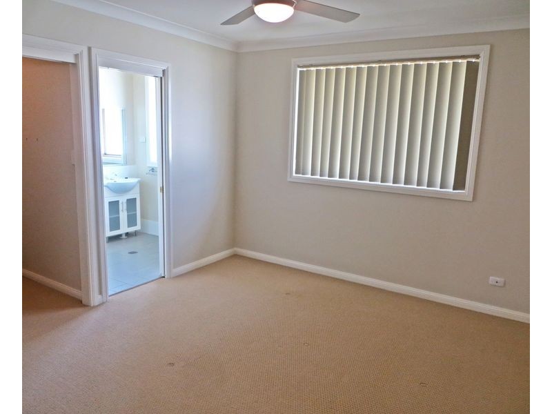 1/4 Silky Oak Place, Muswellbrook NSW 2333