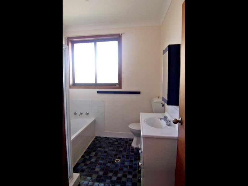 2/11 Kenilworth Street, Denman NSW 2328