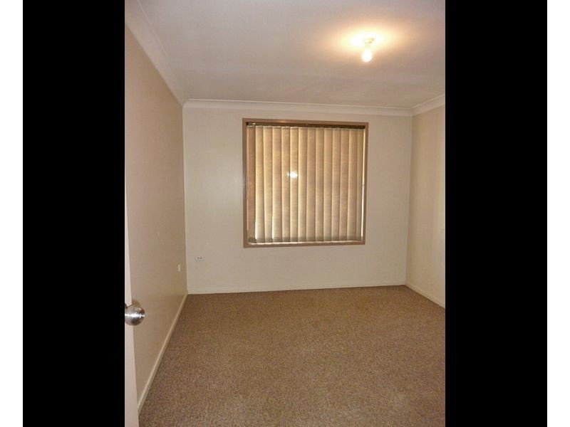 1/2 Karri Place, Muswellbrook NSW 2333