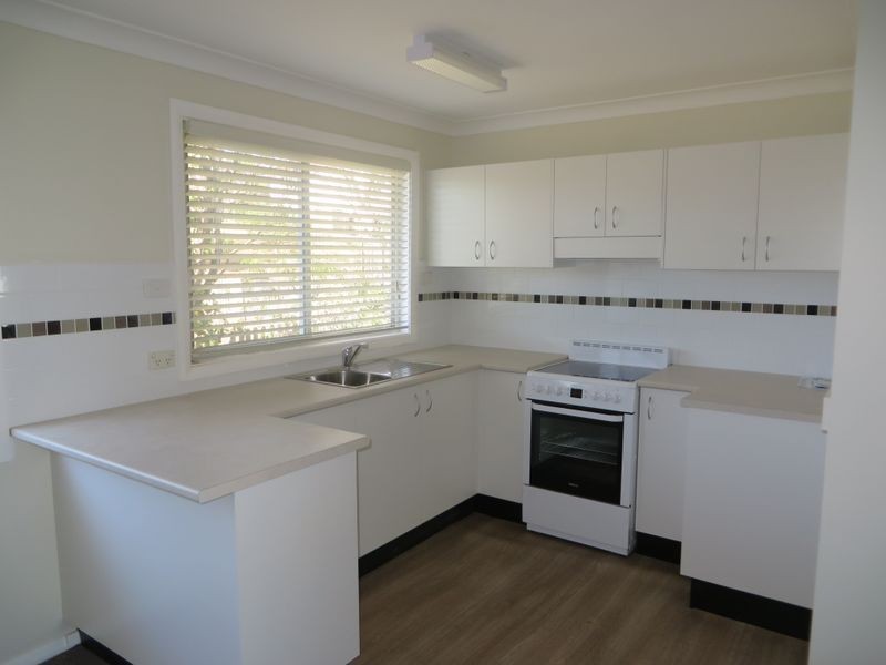 1/24 Campbell Street, Aberdeen NSW 2336
