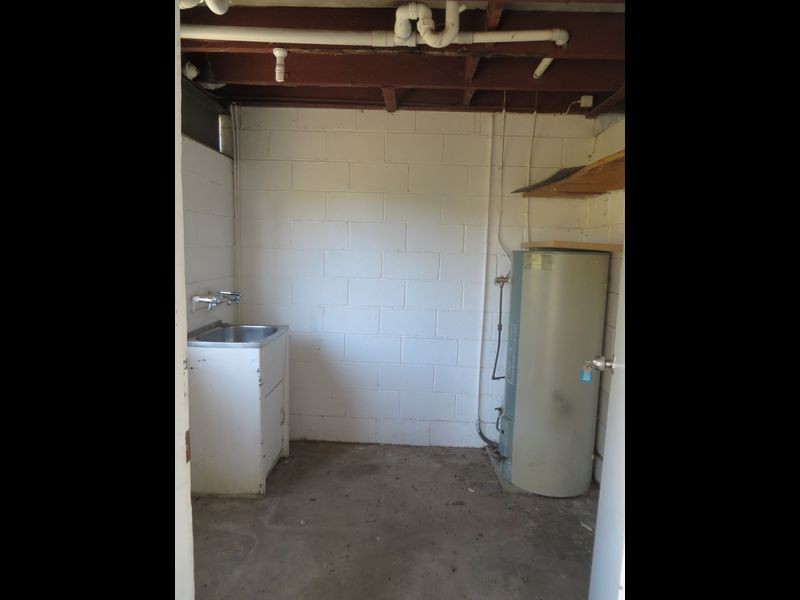 1/24 Campbell Street, Aberdeen NSW 2336