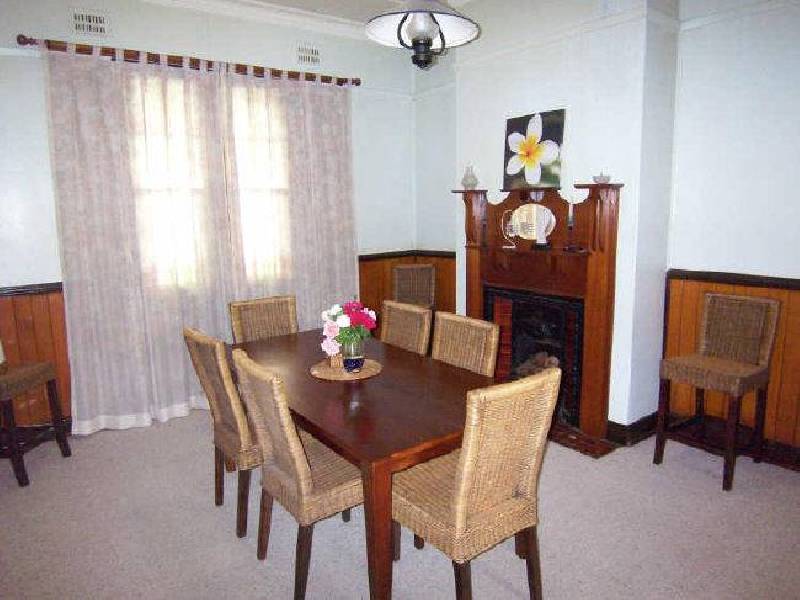 15 Flanders Avenue, Muswellbrook NSW 2333