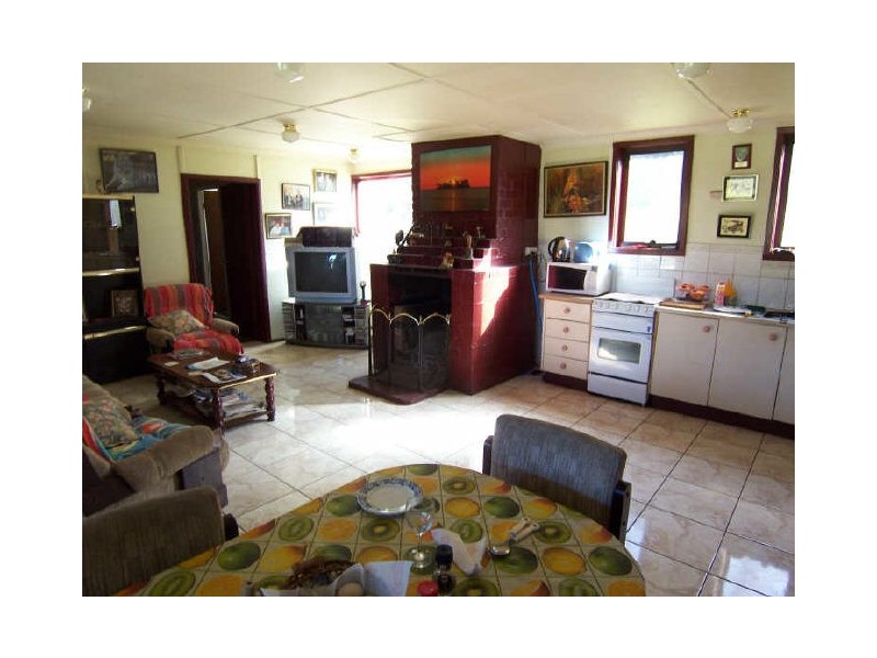 109 Giants Creek Road, Sandy Hollow NSW 2333