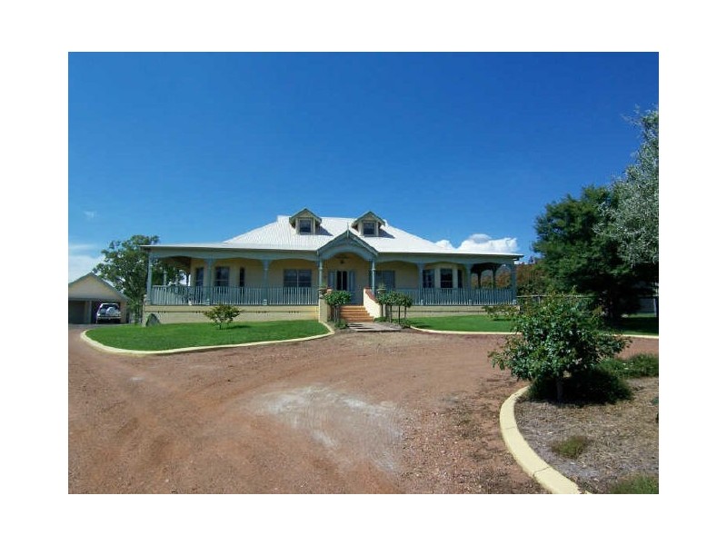 9 Stanstead Close, Scone NSW 2337