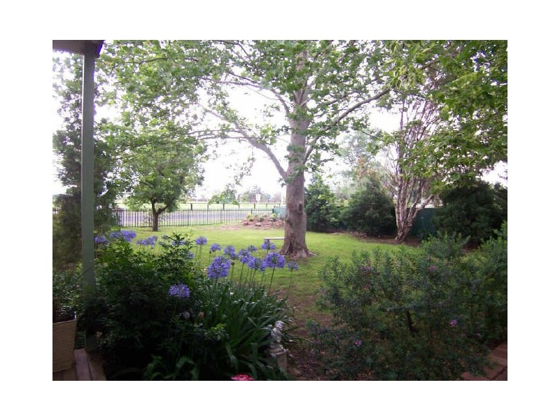 10 Liverpool Street, Scone NSW 2337