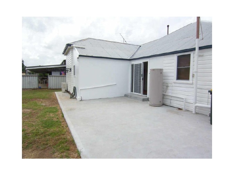 14 Cook Street, Muswellbrook NSW 2333