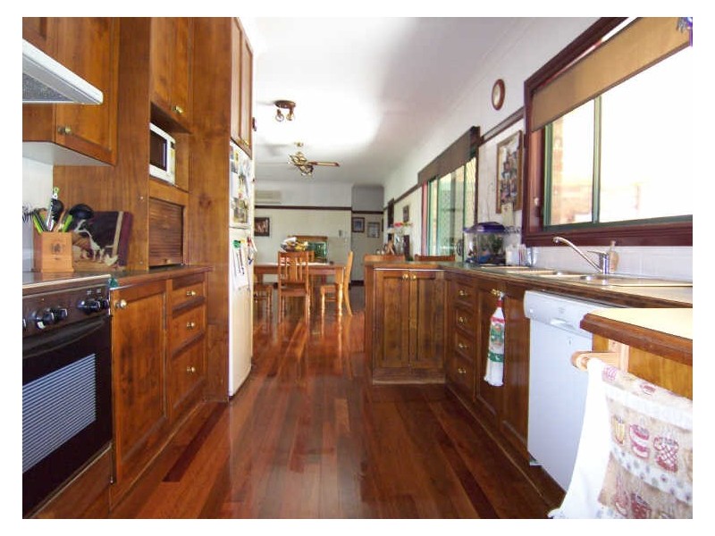201 Wells Gully Road, Mccullys Gap NSW 2333