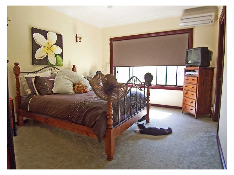 201 Wells Gully Road, Mccullys Gap NSW 2333