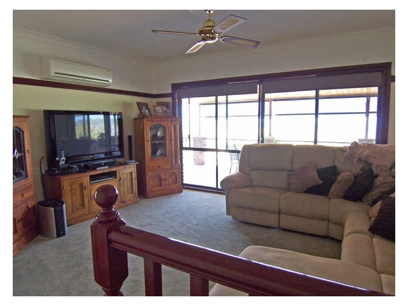 201 Wells Gully Road, Mccullys Gap NSW 2333