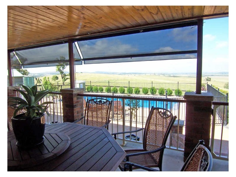 201 Wells Gully Road, Mccullys Gap NSW 2333