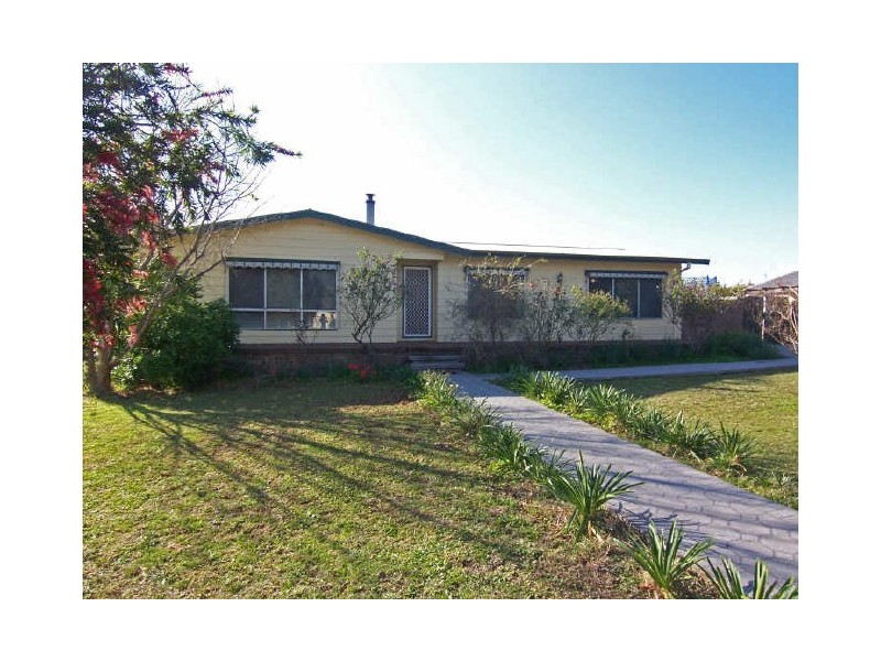 2 Sylvana Street, Muswellbrook NSW 2333