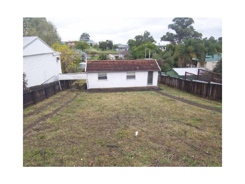 1 Carl Lane, Muswellbrook NSW 2333