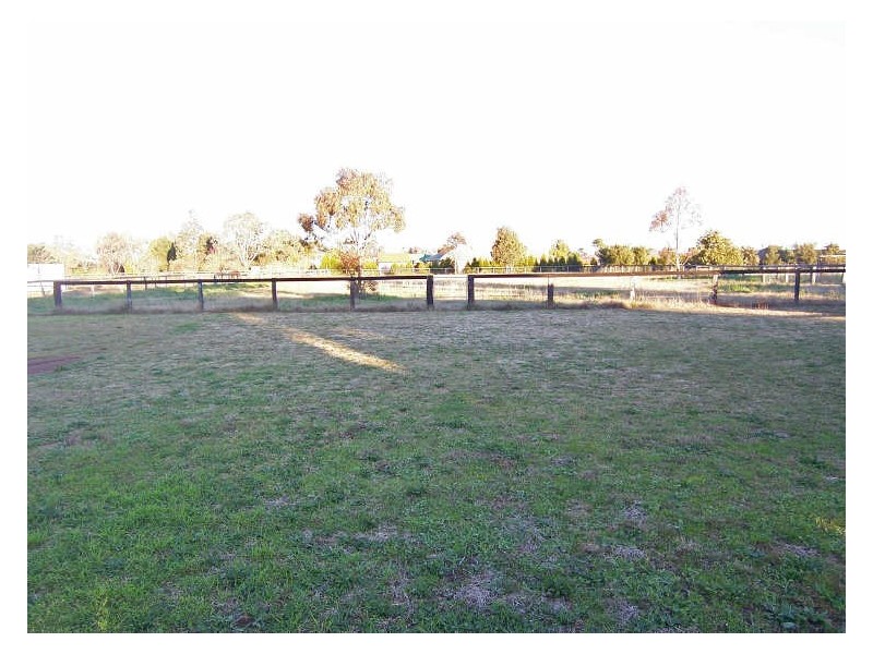 47 Gray Street, Scone NSW 2337