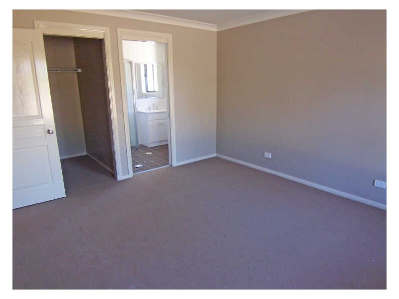 Unit 1/17 Skellatar Stock Route, Muswellbrook NSW 2333