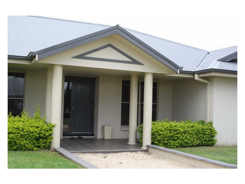 72 Gray Street, Scone NSW 2337