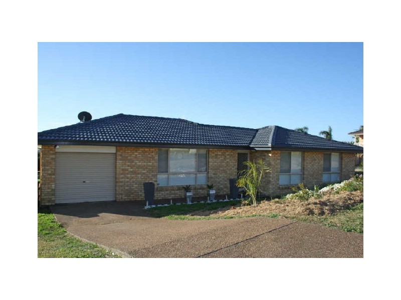 2 Peppermint Road, Muswellbrook NSW 2333
