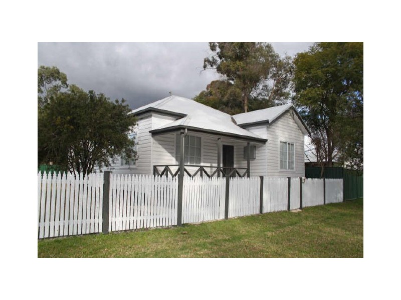 39 Ford Street, Muswellbrook NSW 2333