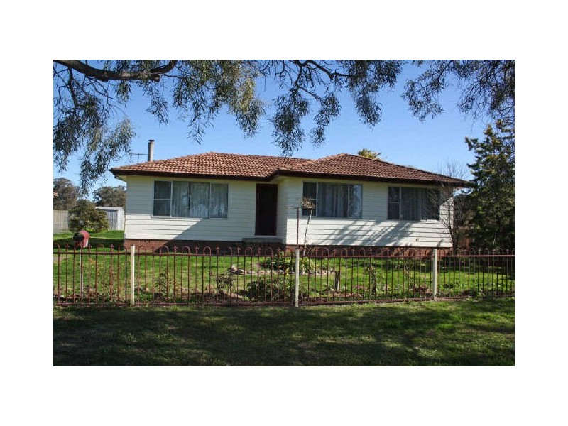 18 Virginia Street, Denman NSW 2328