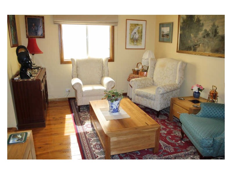 37 Carl Street, Muswellbrook NSW 2333