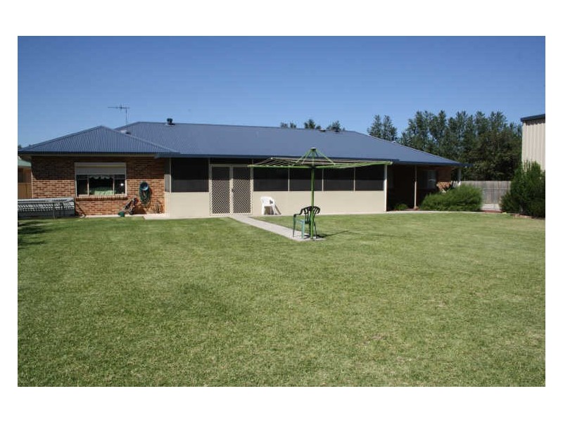 3 St Andrews Place, Muswellbrook NSW 2333