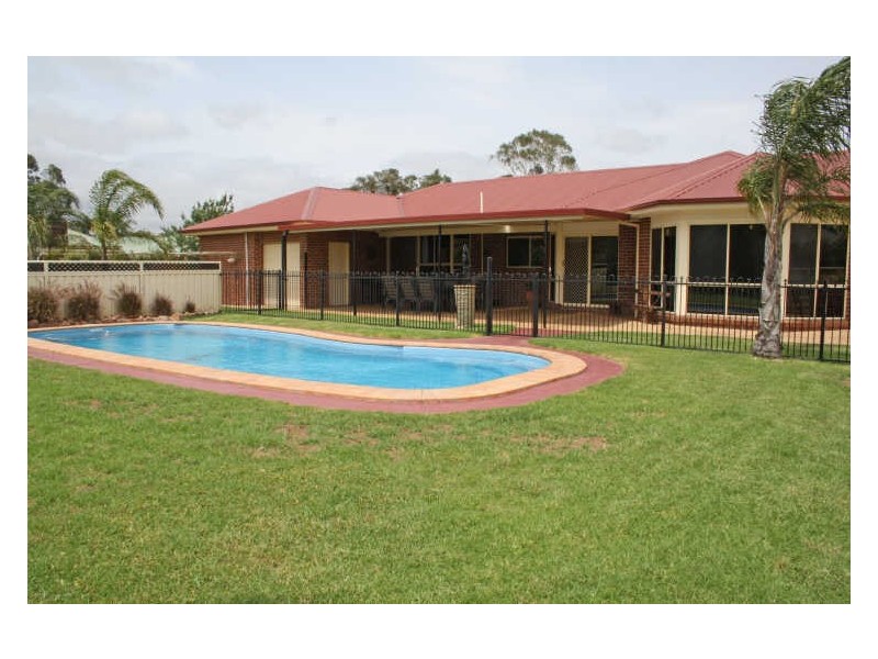14 St Andrews Place, Muswellbrook NSW 2333
