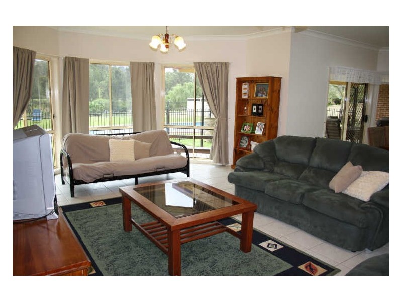 14 St Andrews Place, Muswellbrook NSW 2333