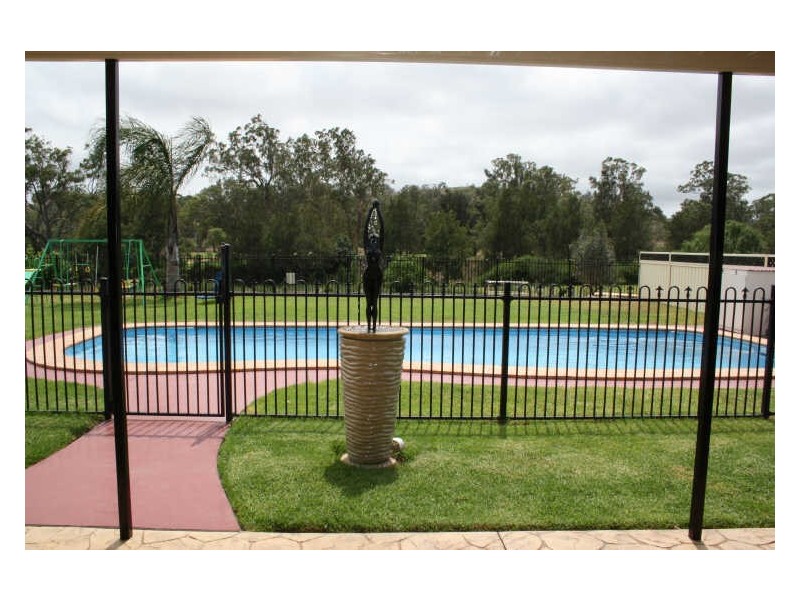 14 St Andrews Place, Muswellbrook NSW 2333