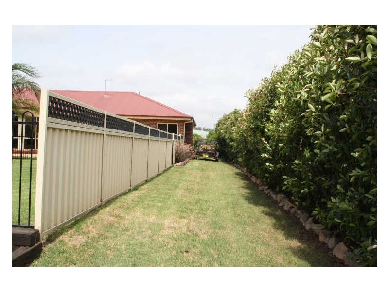 14 St Andrews Place, Muswellbrook NSW 2333