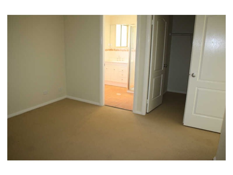 4 Lou Fisher Place, Muswellbrook NSW 2333