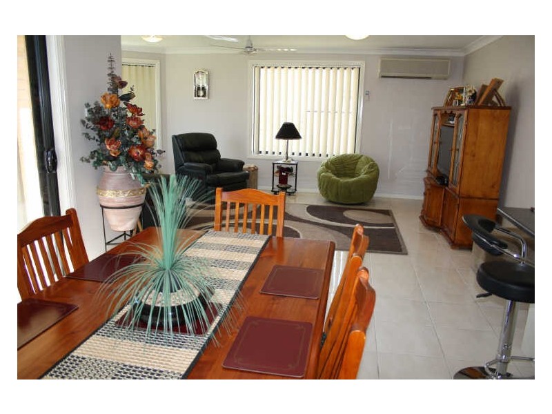 2/13 Angus Peebles Close, Muswellbrook NSW 2333