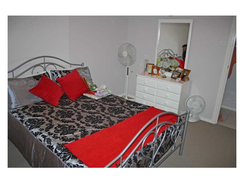 2/13 Angus Peebles Close, Muswellbrook NSW 2333