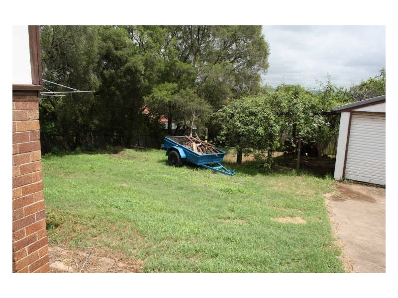 6 Tarakan Avenue, Muswellbrook NSW 2333